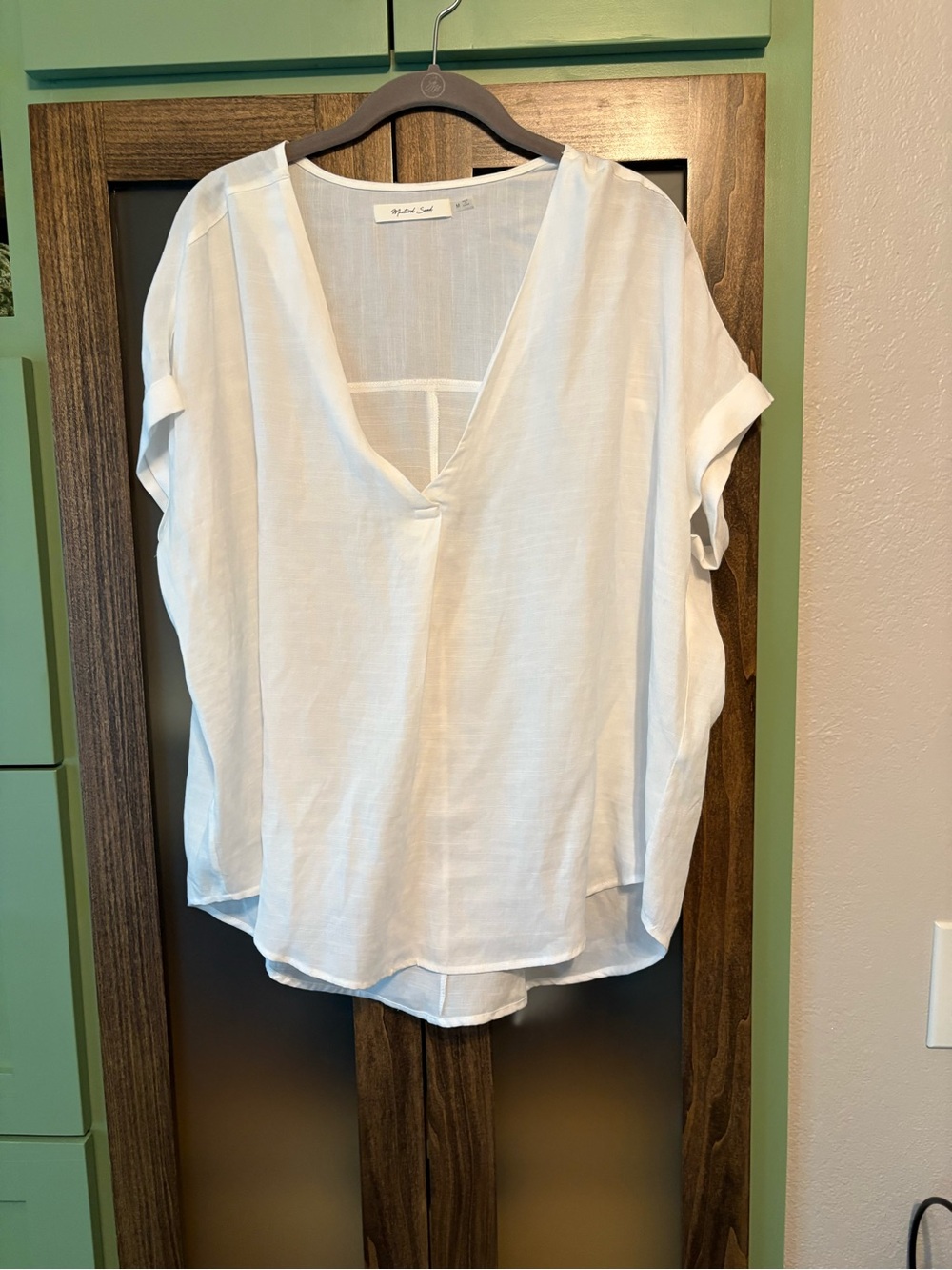 Splendid V-Neck Short Sleeve Top in White